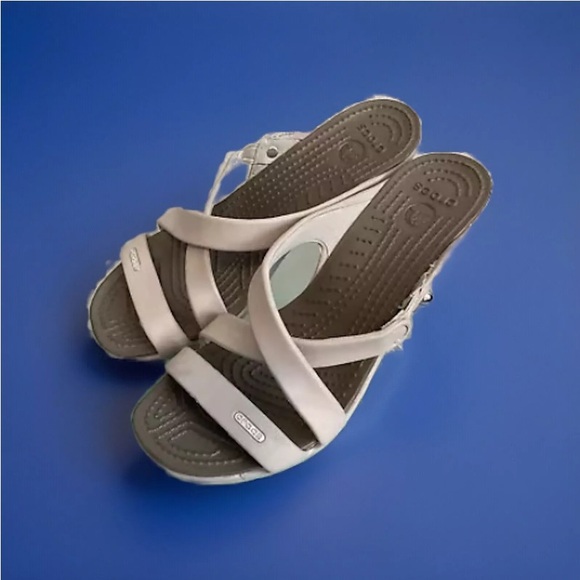 Crocs Womens Cyprus IV Gray/brown Two Tone 4” Heel Comfort Sandals Shoes Size 8 - Picture 3 of 12